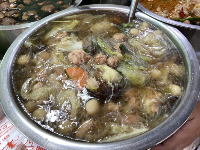タイスープ料理【トムジューウンセン屋台】タイ風透明野菜春雨スープ