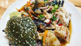 タイサラダ料理【ヤムプーマー】渡り蟹ヤムサラダ