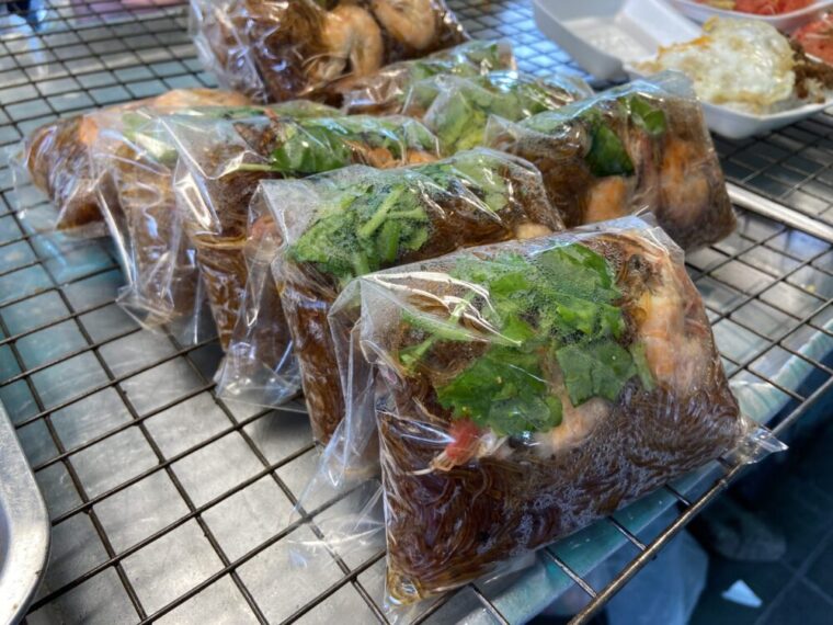 タイ麺料理【クンオップウンセン屋台】海老春雨蒸し