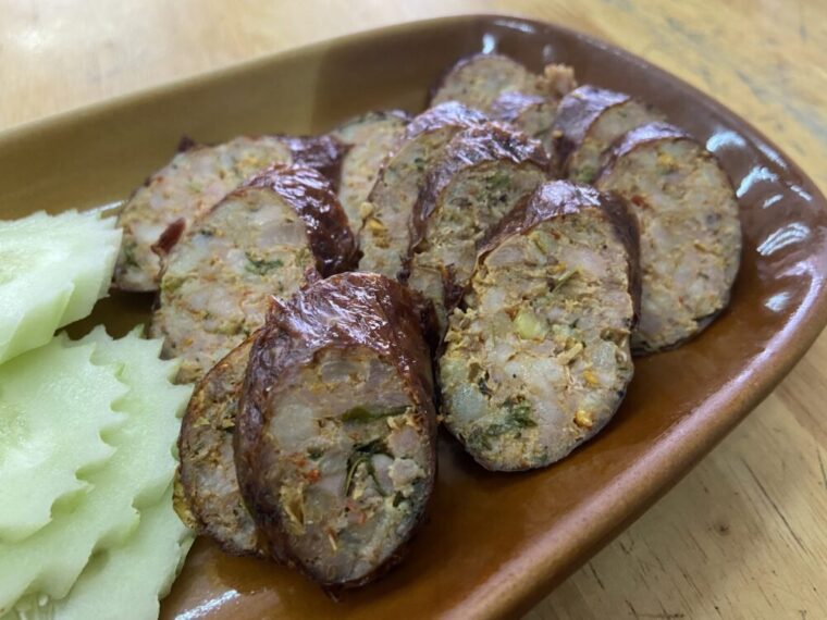 タイおかず料理【サイウア】タイ北部ソーセージ