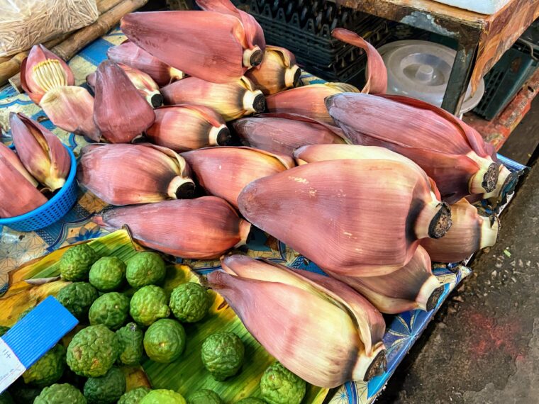 タイ食材【市場のフアプリー】バナナの蕾